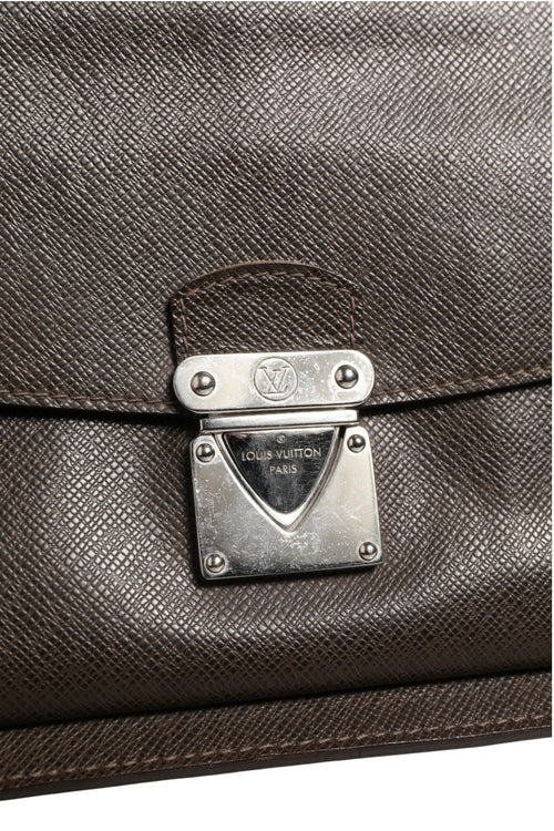 Belaia Clutch Taiga Leather