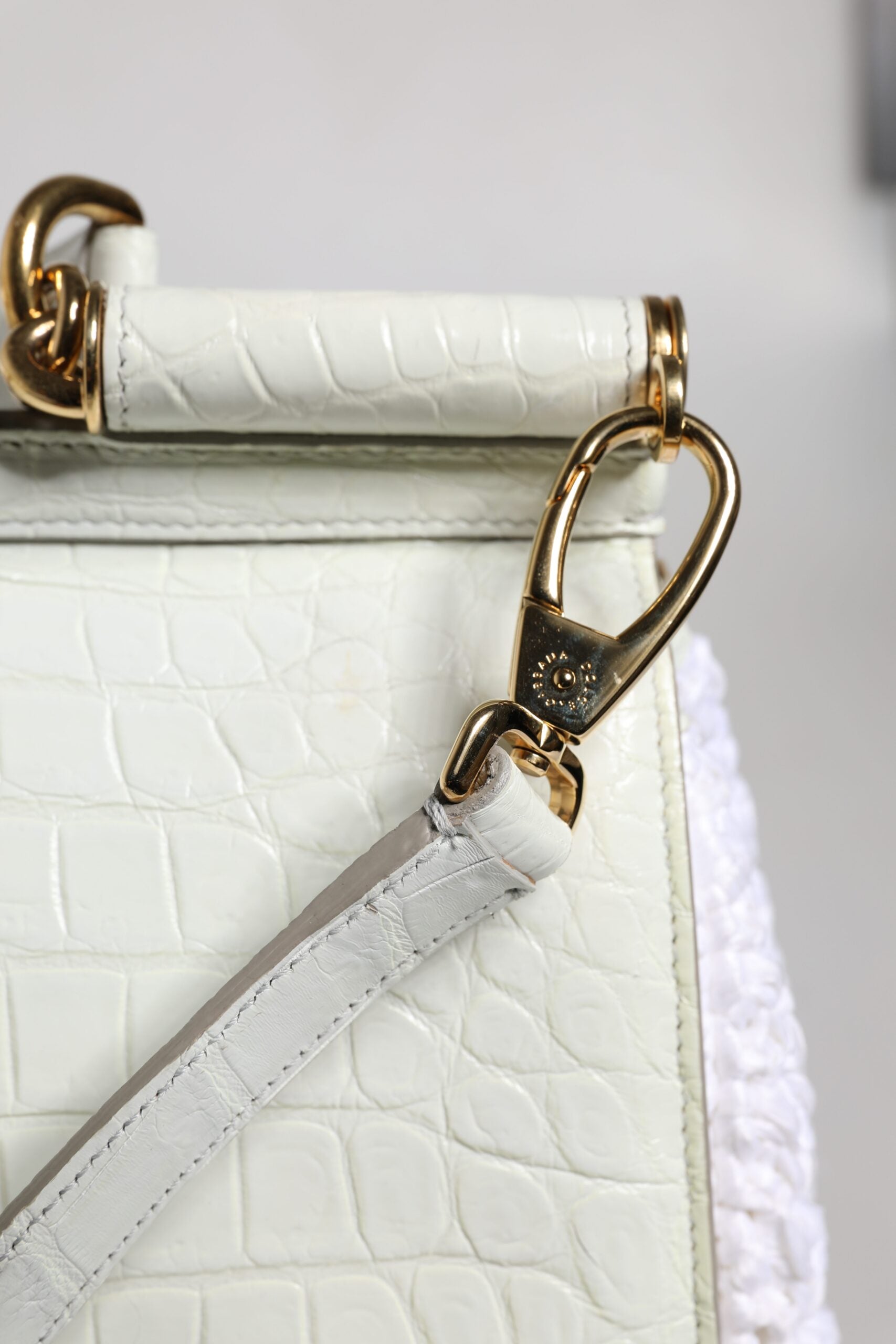 Witte Rafia Leren Crossbodytas met Handvat